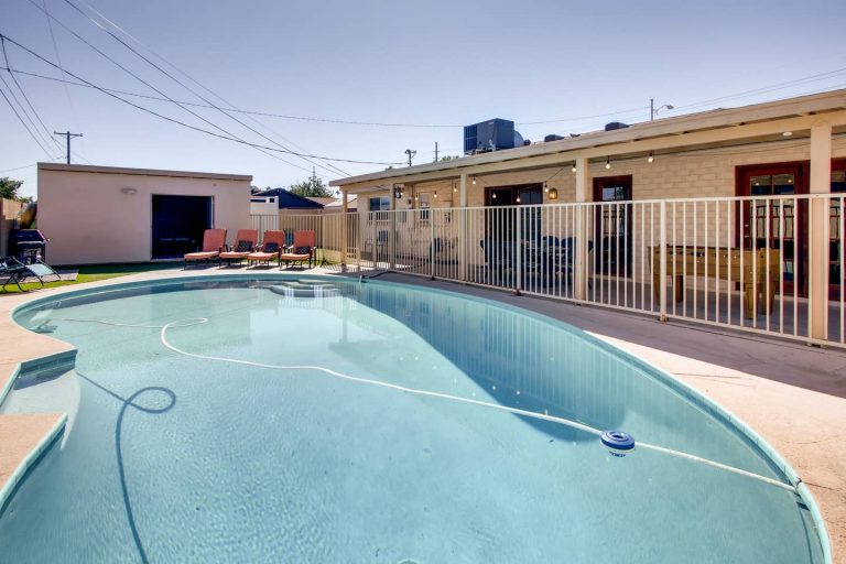 pool